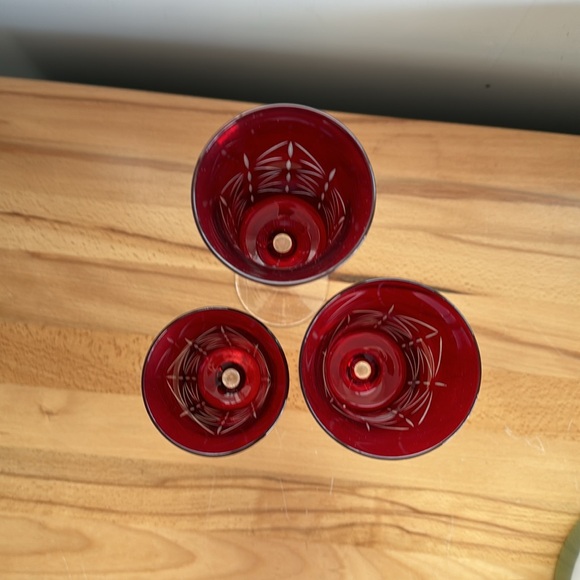 PartyLite Garnet Stemmed Tea light Trio - Picture 3 of 7